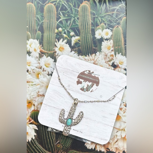 Turquoise Cactus Nexklace - Picture 1 of 2